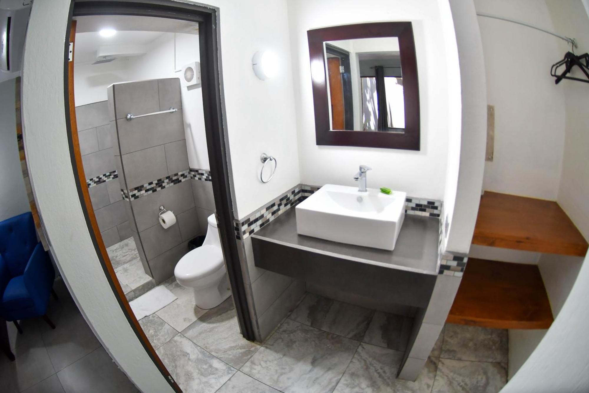 Republik Hotel, Bistro And Nightclub On Site Jaco Bagian luar foto