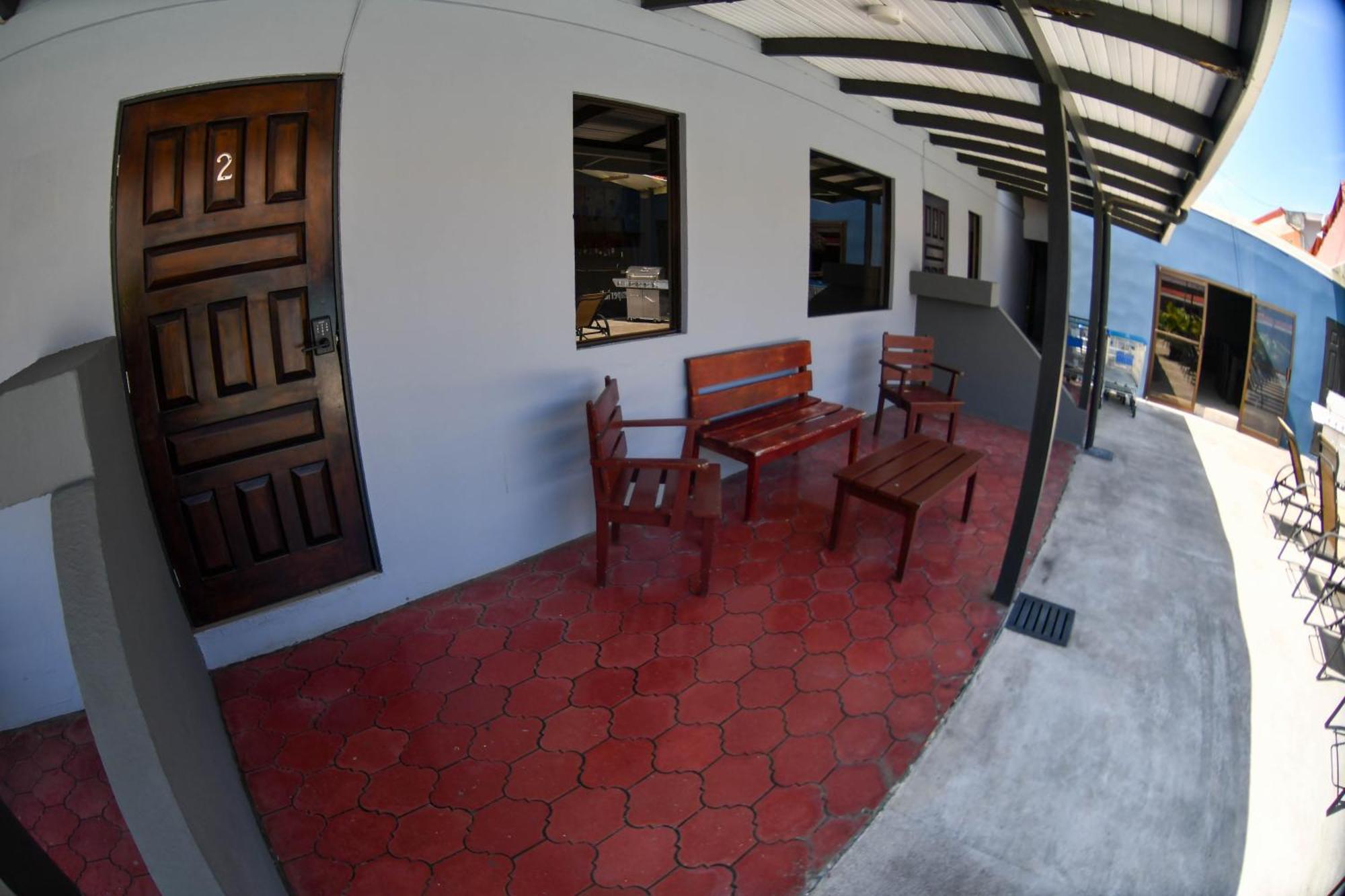 Republik Hotel, Bistro And Nightclub On Site Jaco Bagian luar foto