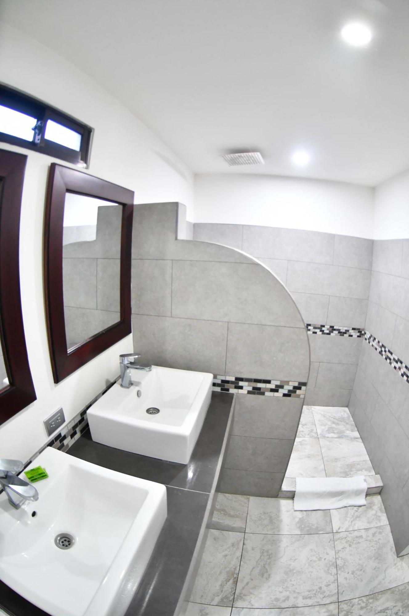 Republik Hotel, Bistro And Nightclub On Site Jaco Bagian luar foto