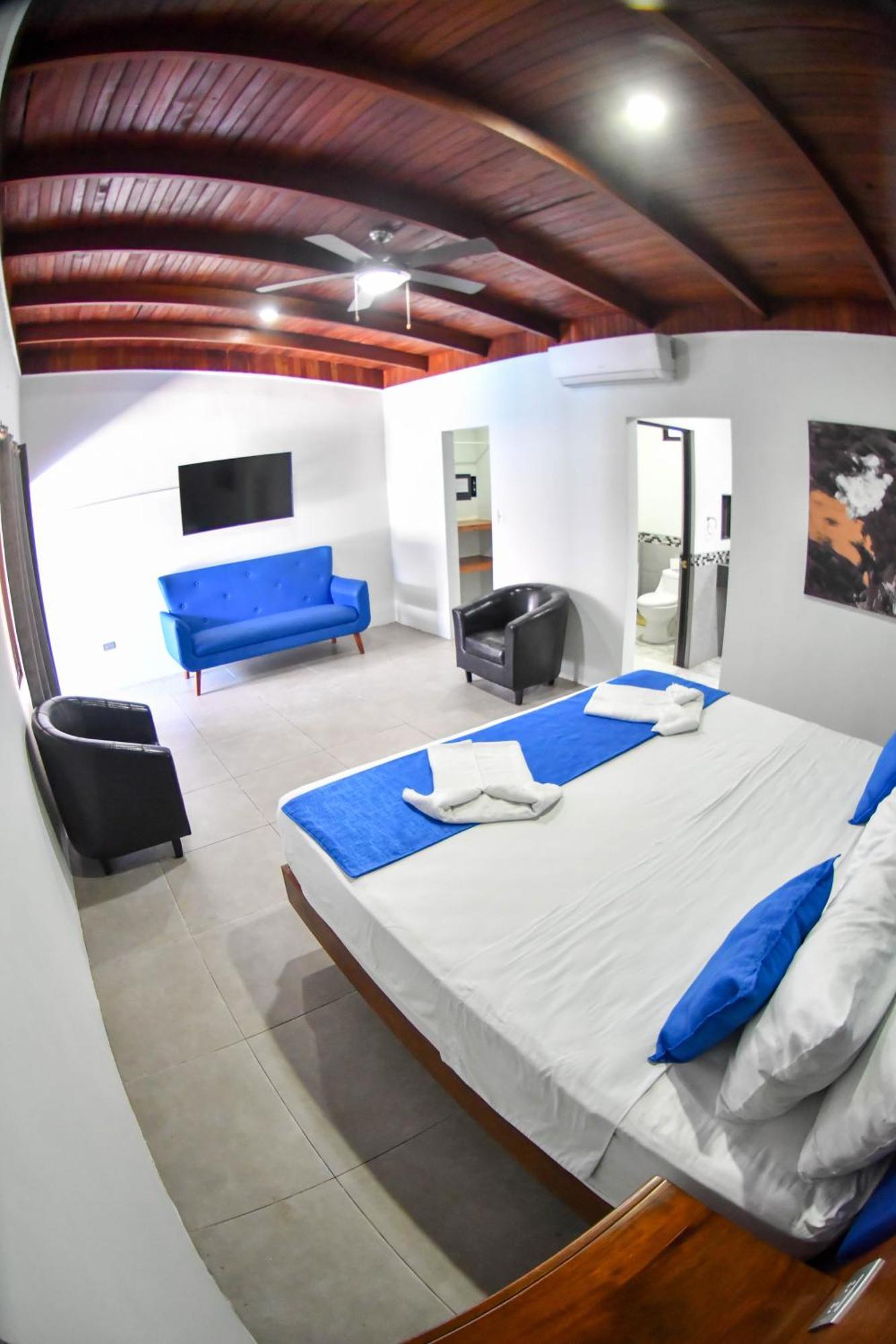 Republik Hotel, Bistro And Nightclub On Site Jaco Bagian luar foto