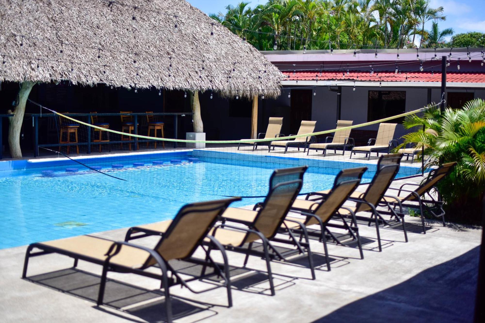 Republik Hotel, Bistro And Nightclub On Site Jaco Bagian luar foto