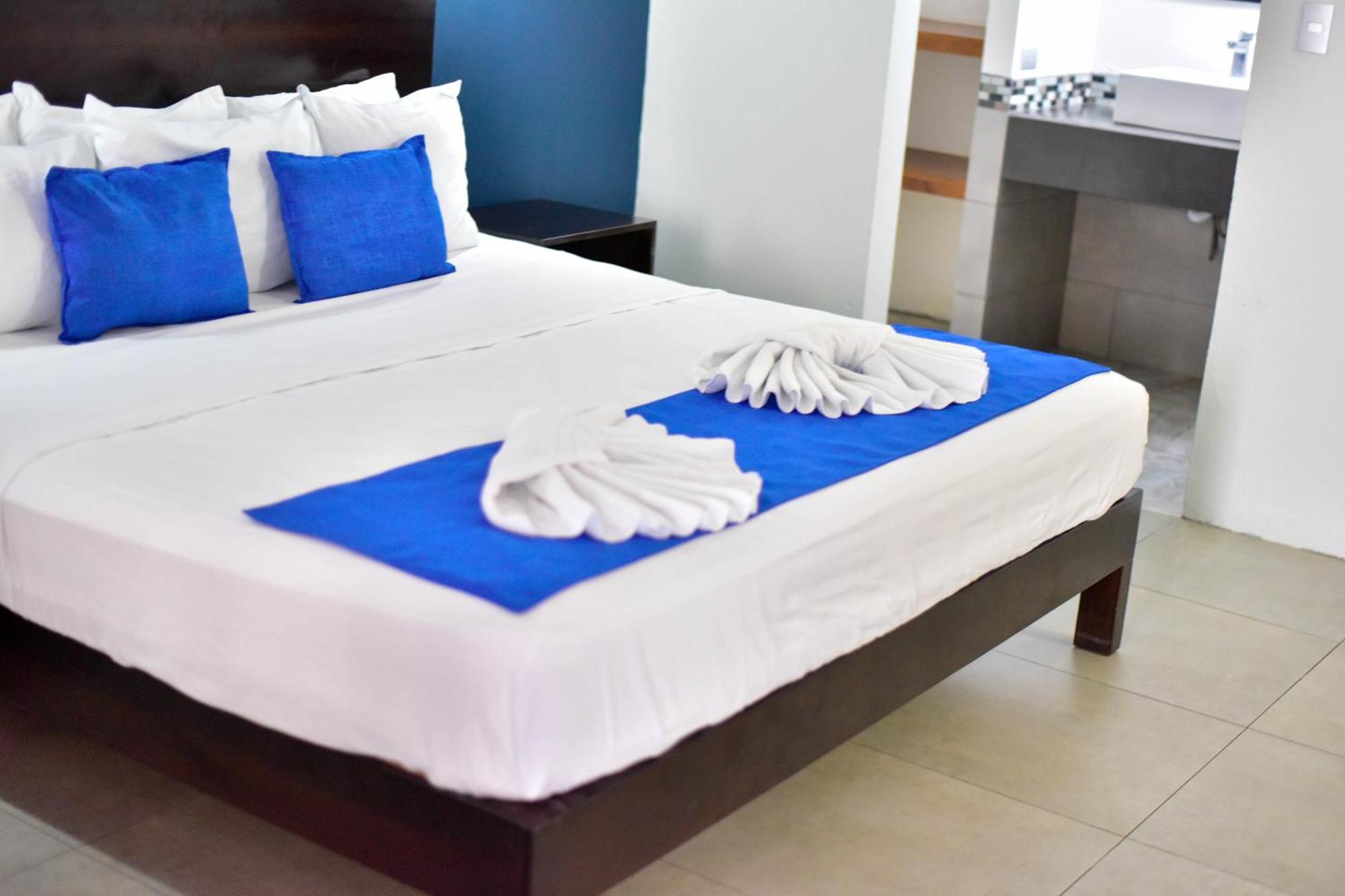 Republik Hotel, Bistro And Nightclub On Site Jaco Bagian luar foto